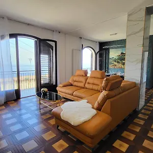 https://i-due-grifoni-luxury-apartment-spa.taorminaitalyhotels.com
